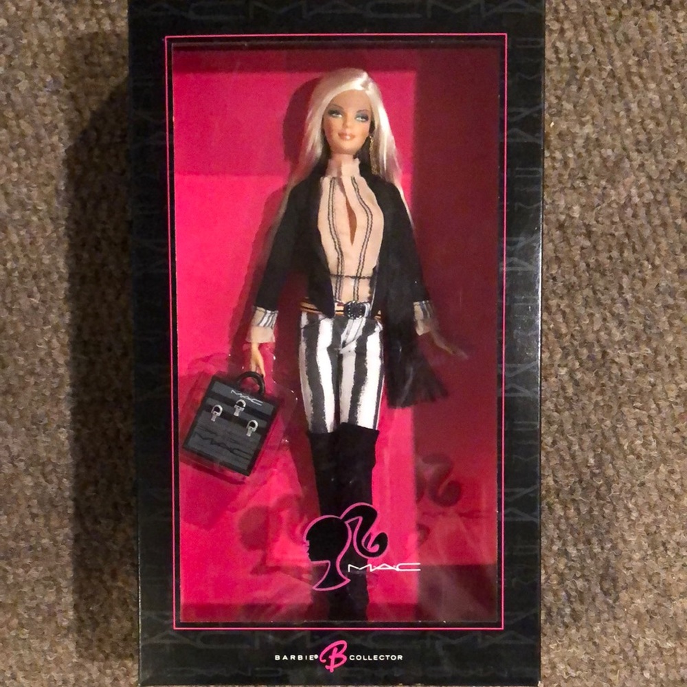Gold Label MAC Barbie Collector